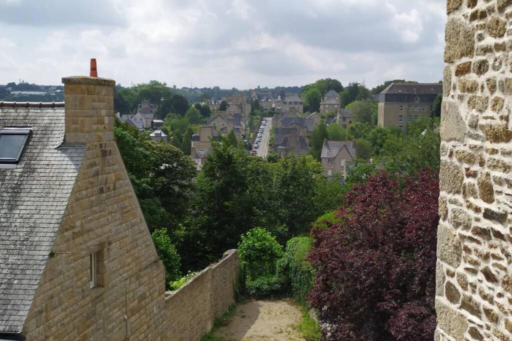 Dinan Chateau - Parking Inclus Bagian luar foto