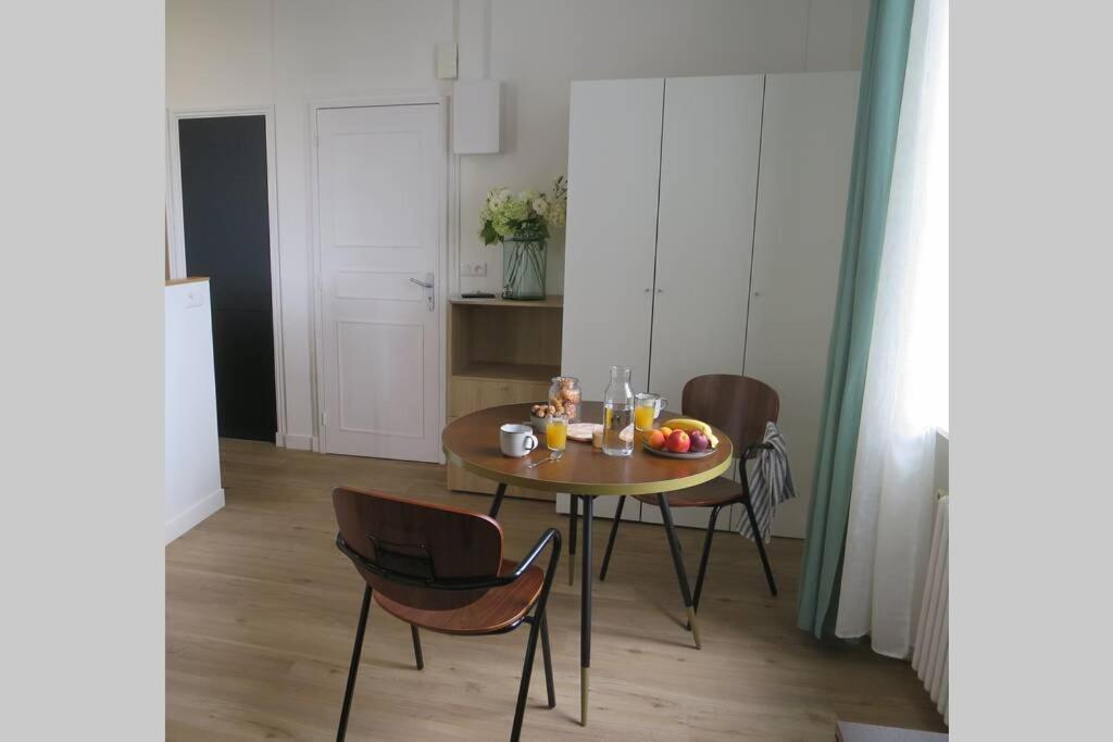 Dinan Chateau - Parking Inclus Bagian luar foto